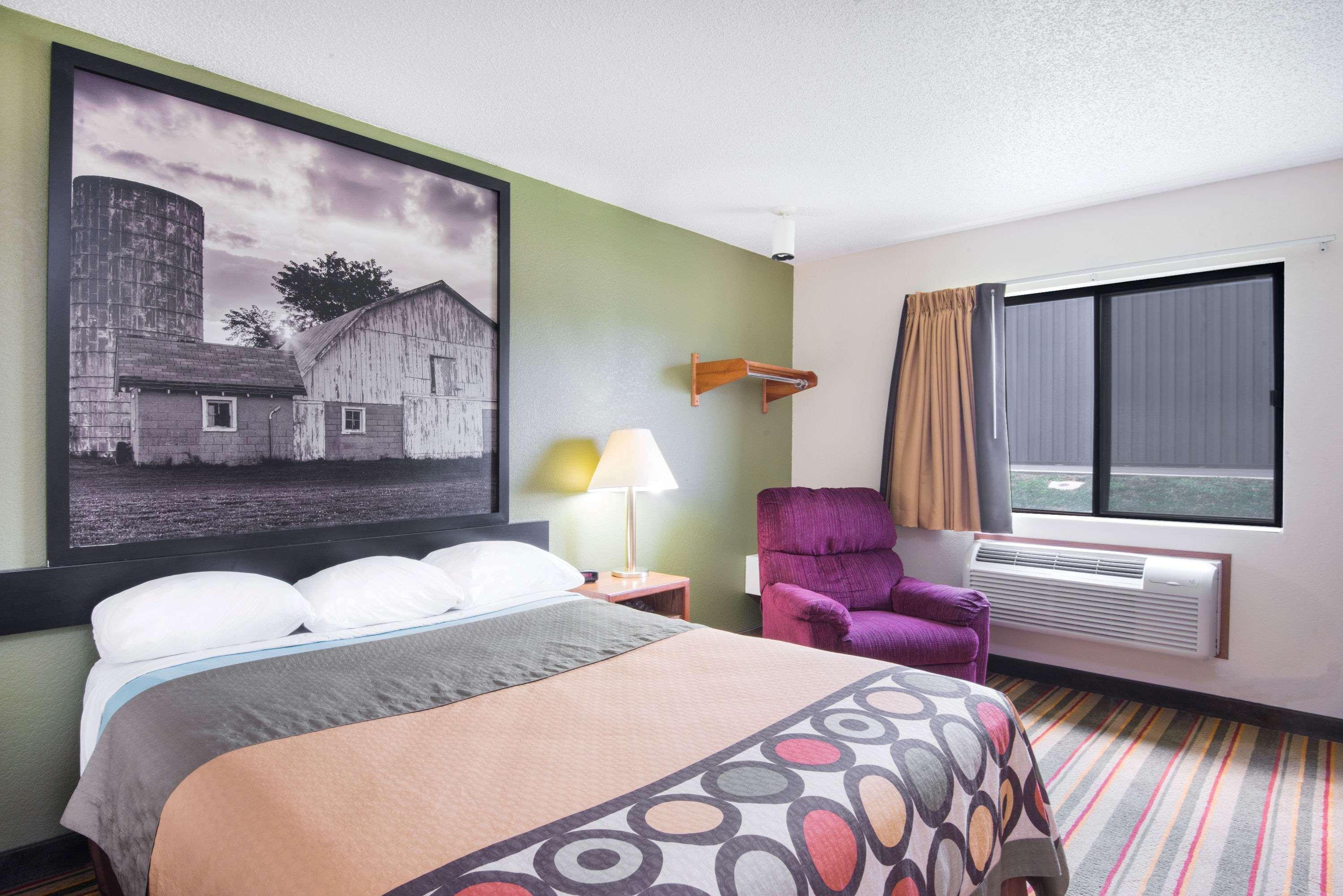 Super 8 By Wyndham El Dorado Hotel Bagian luar foto